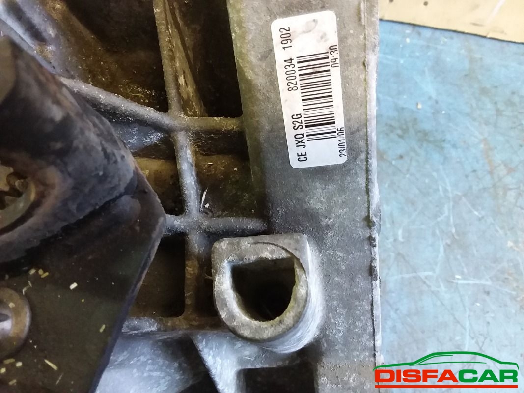Cambio usato Nissan Micra K12E - NISSAN NOTE 2002, codice HR16 – foto 8 di 11