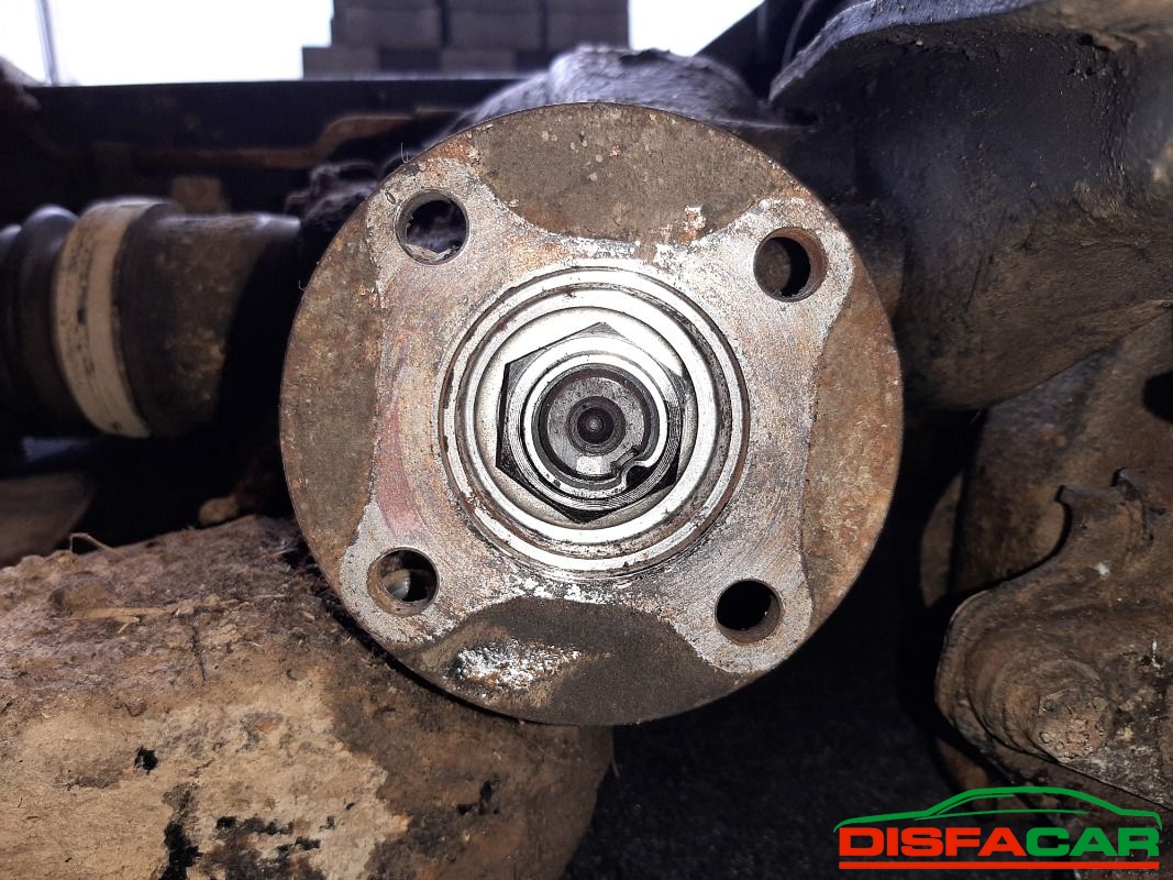 Assale anteriore con differenziale 4x4 usato Daihatsu Feroza 1992, codice HD-C – foto 11 di 13