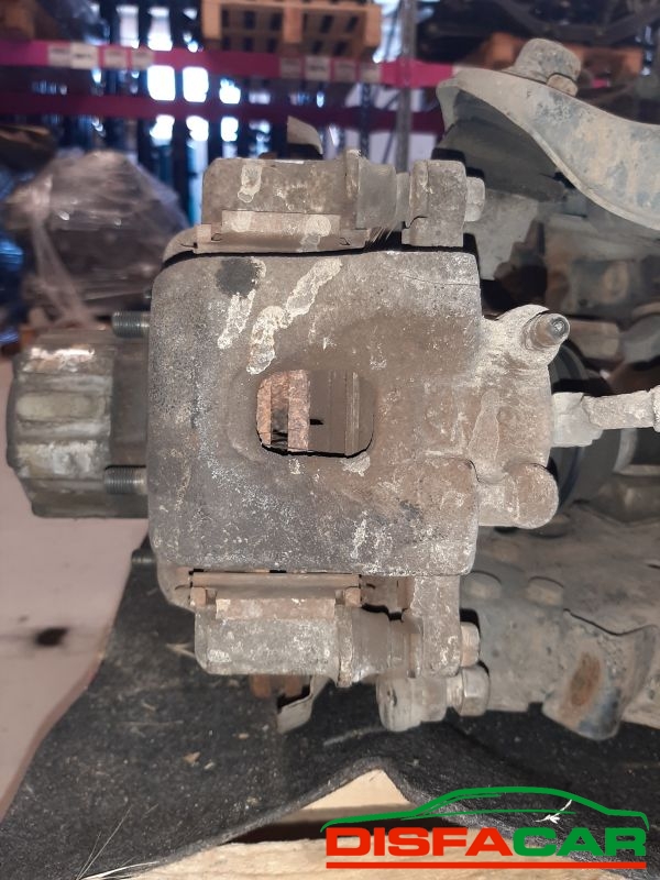 Assale anteriore con differenziale 4x4 usato Nissan PickUp 4x4 1994, codice TD25 – foto 3 di 13