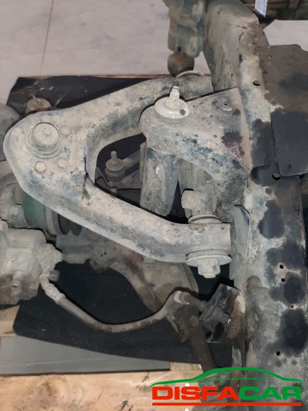 Assale anteriore con differenziale 4x4 usato Nissan PickUp 4x4 1994, codice TD25 – foto 5 di 13