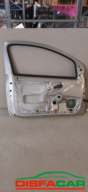 Lamierati usati Toyota Aygo MANCA MANIGLIA PRESENZA DI GRAFFI 2005 – foto 3 di 3