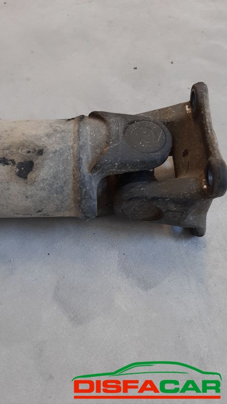 Albero di trasmissione usato Nissan PickUp 2.5 King cab 1994 – foto 5 di 10