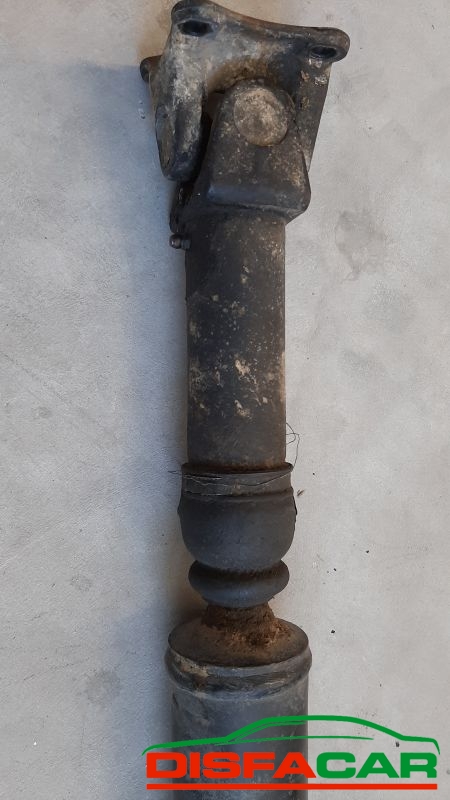 Albero di trasmissione usato Nissan PickUp 2.5 King cab 1994 – foto 4 di 10