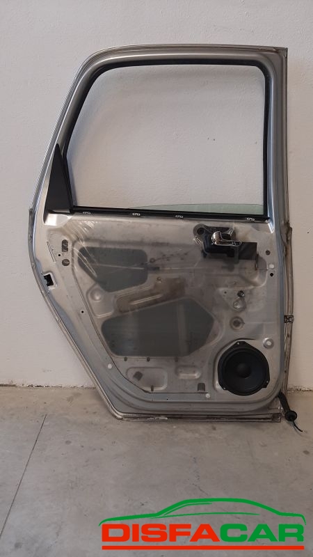 Lamierati usati Opel Meriva (MANCA ALZAVETRO COMPLETO) 2003 – foto 2 di 2