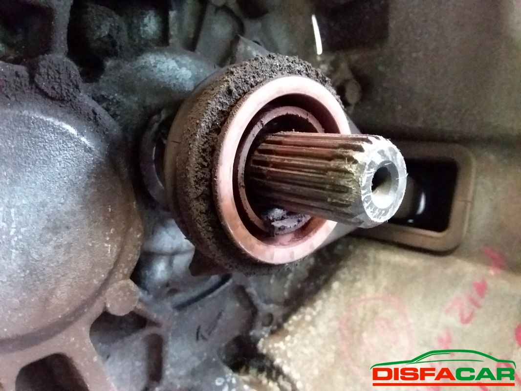 Cambio usato Kia Venga 2010, codice t9j5f – foto 2 di 13