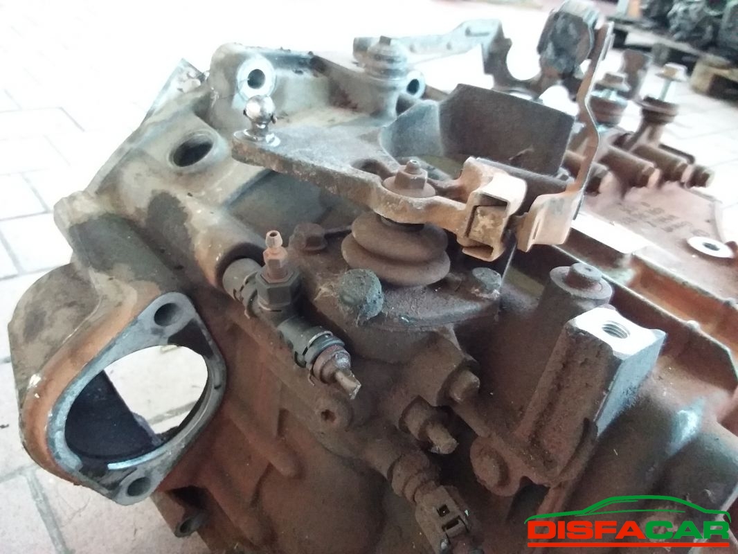 Cambio usato Seat Alhambra 4X4 - 2001, codice AUY – foto 11 di 14