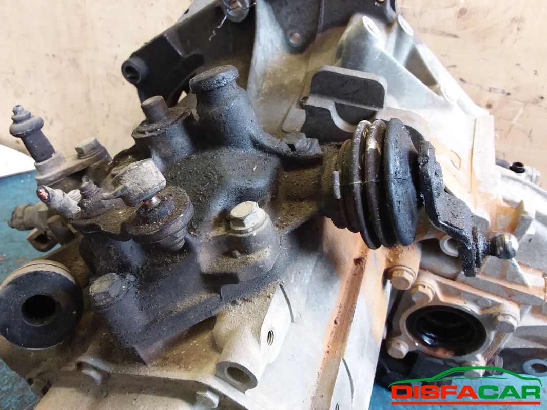 Cambio usato Fiat Punto 55 - 1A SERIE 1993, codice 176A6000 – foto 8 di 11