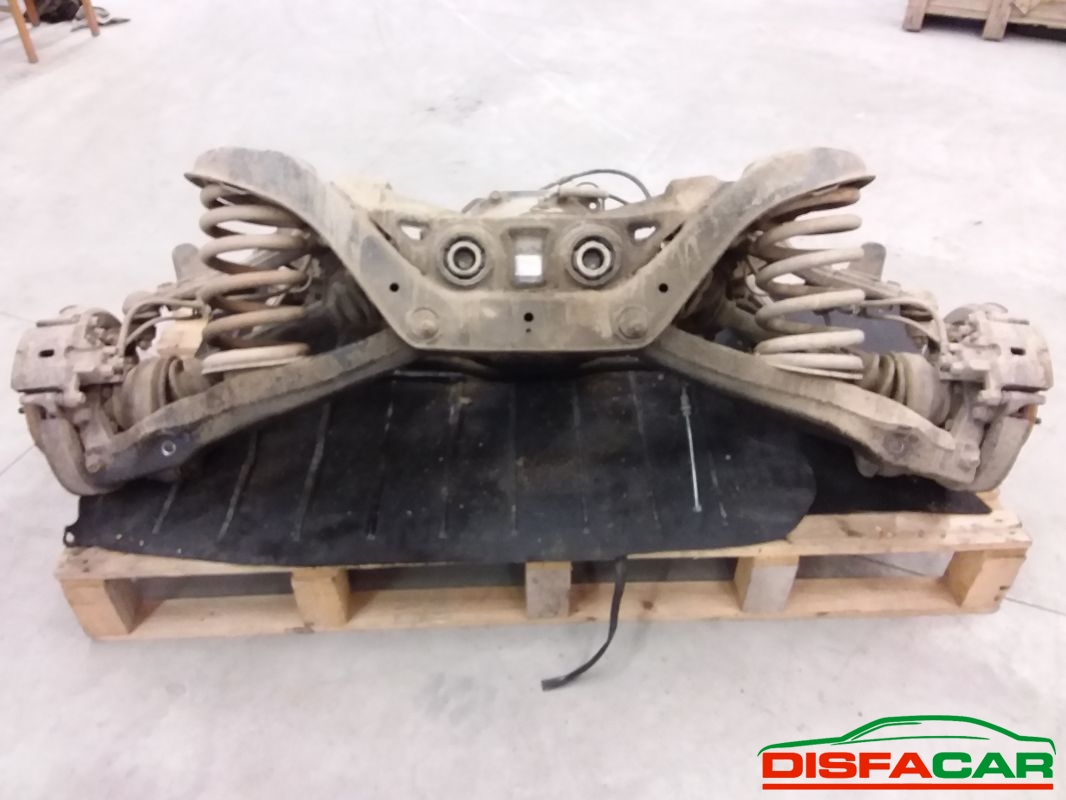 Differenziale posteriore usato Mitsubishi Pajero 2000, codice 4M41 – foto 2 di 13