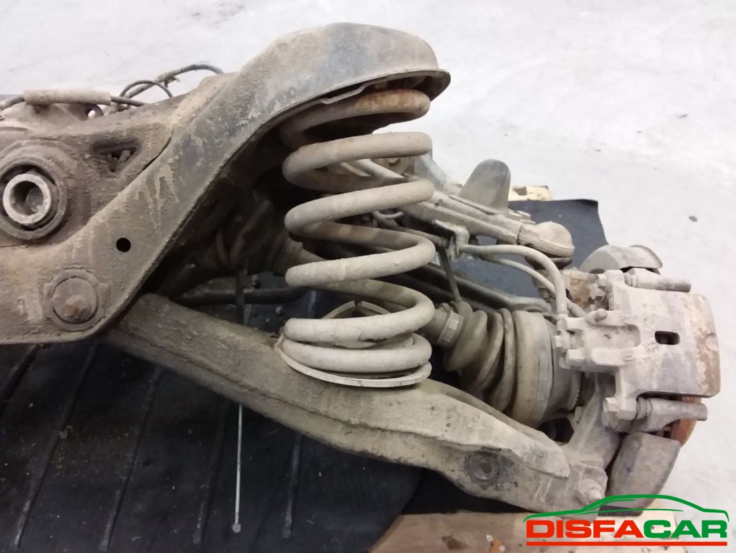 Differenziale posteriore usato Mitsubishi Pajero 2000, codice 4M41 – foto 7 di 13