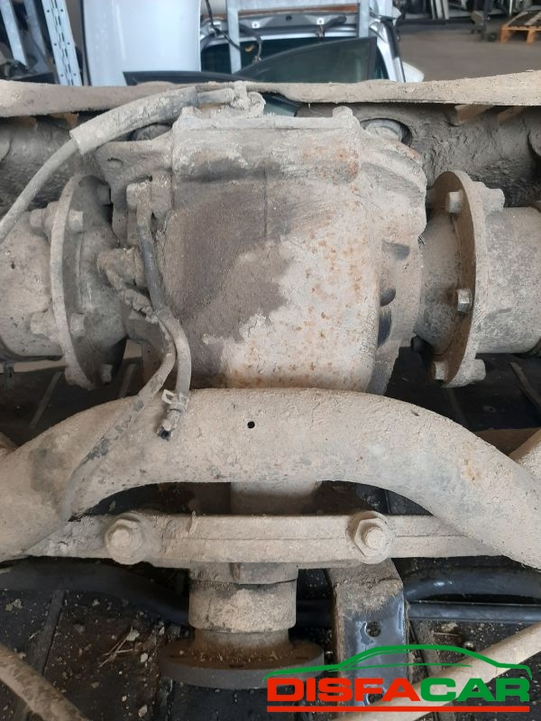 Differenziale posteriore usato Mitsubishi Pajero 2000, codice 4M41 – foto 12 di 13