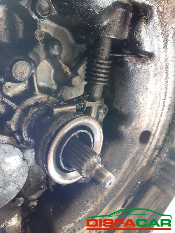 Cambio usato Suzuki Baleno 1995, codice G13B – foto 2 di 12