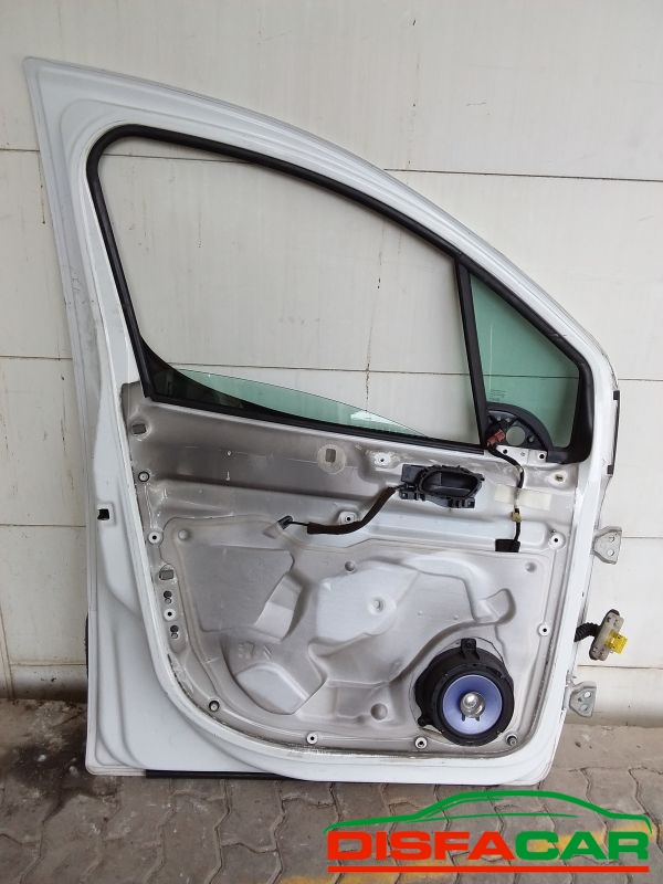 Lamierati usati Citroën Berlingo VAN MANCA VETRO(ROTTO)E SERRATURA 2008 – foto 2 di 2