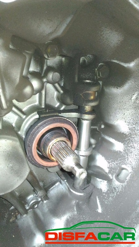 Cambio usato Chevrolet Daewoo Spark 2010, codice B10D1 – foto 2 di 9