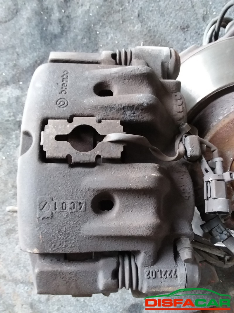 Telaietto anteriore usato Iveco DAILY MOZZO DX 2004, codice F1AE0481B – foto 3 di 4