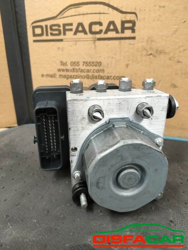 Centralina ABS usata Dacia Sandero 2A SERIE 2012, codice 269633 – foto 2 di 11