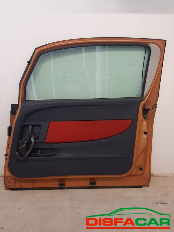 Lamierati usati Peugeot 1007 2005 – foto 2 di 2