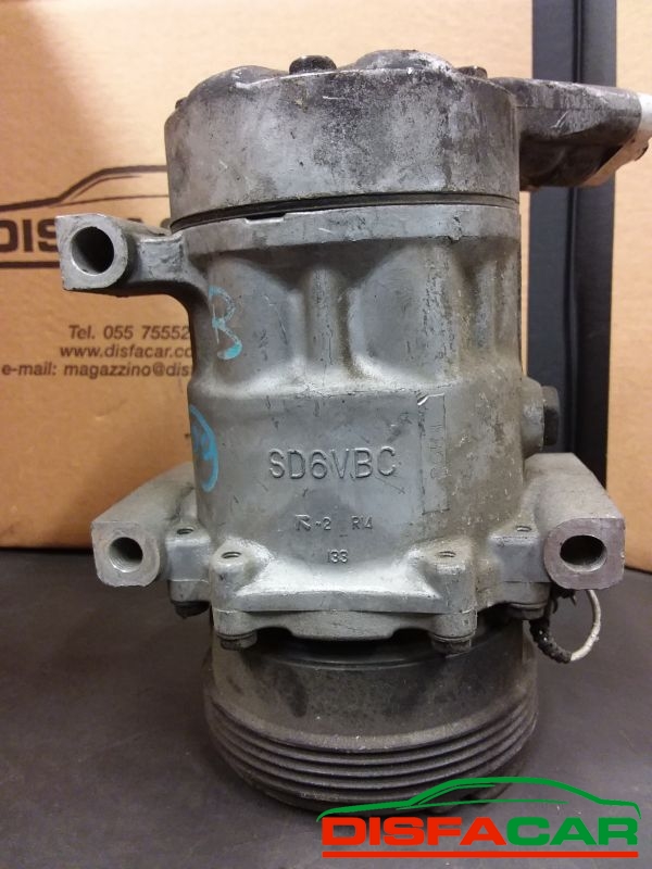 Compressore clima usato Renault Twingo CLIO 1993, codice 1427a – foto 5 di 9