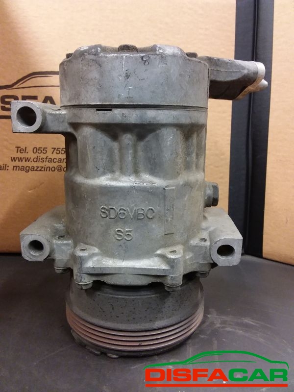 Compressore clima usato Renault Twingo CLIO 1993, codice 1427b – foto 5 di 9