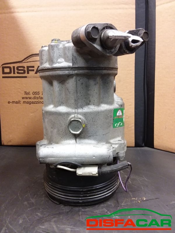 Compressore clima usato Renault Clio 2A SERIE - TWNGO 2A SERIE 1998 – foto 4 di 9
