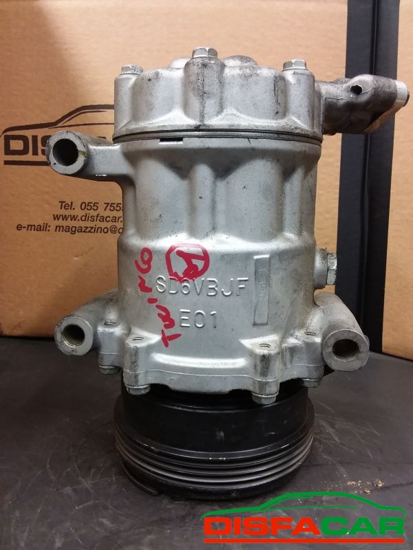 Compressore clima usato Renault Clio 2A SERIE - TWNGO 2A SERIE 1998 – foto 5 di 9