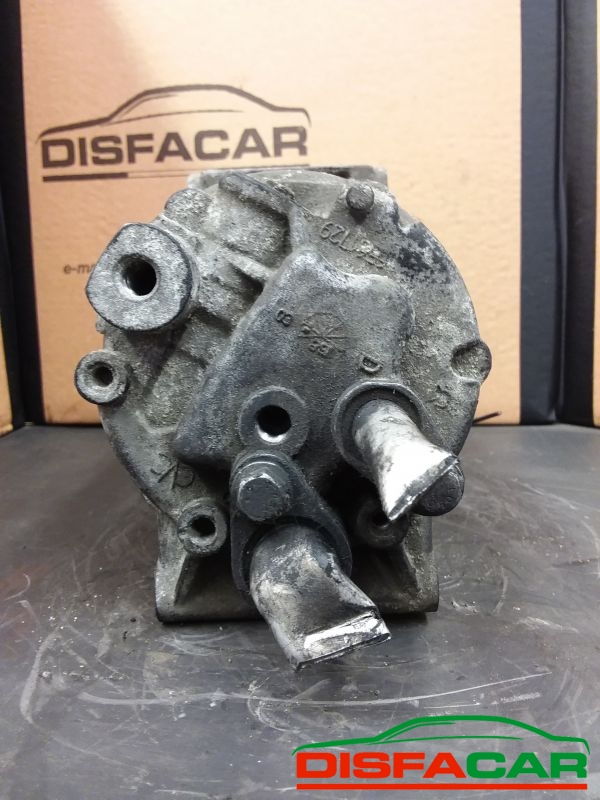 Compressore clima usato Renault Scenic 2A SERIE 2003, codice 0017 – foto 8 di 10