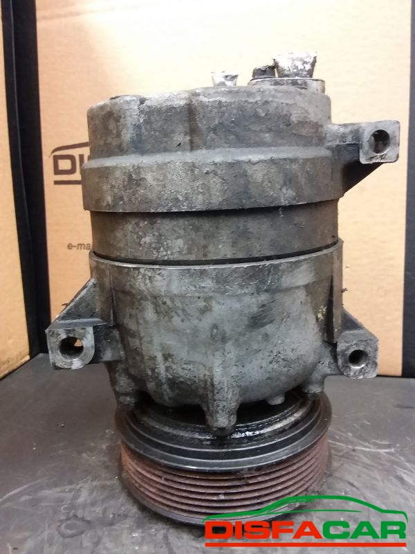 Compressore clima usato Renault Master 2A SERIE 1997, codice 1140769 – foto 3 di 9