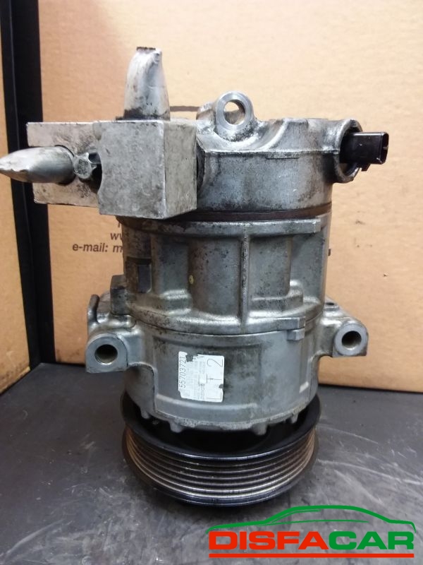 Compressore clima usato Opel Corsa D - MERIVA - GRANDE PUNTO 2003, codice 55703721 – foto 4 di 10
