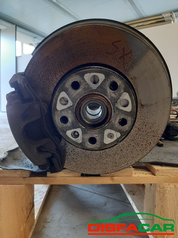 Telaietto anteriore usato Audi A3 CAMBIO AUTOMATICO 2003, codice BMM – foto 2 di 12