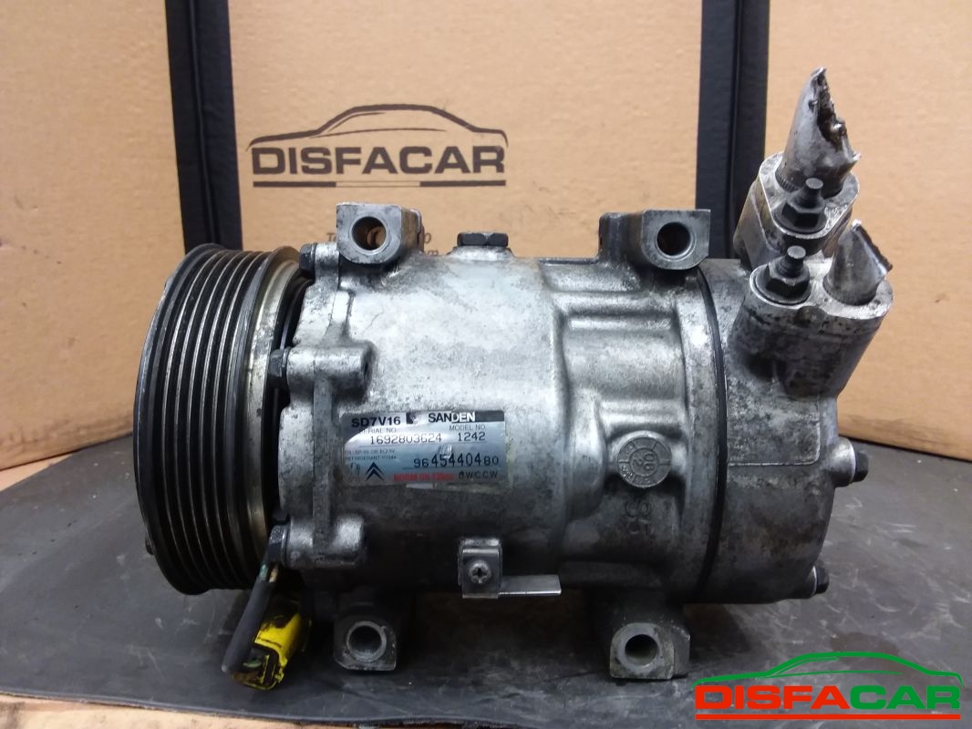 Compressore clima usato Citroën Berlingo PEUGEOT 1995, codice 1242 – foto 3 di 10