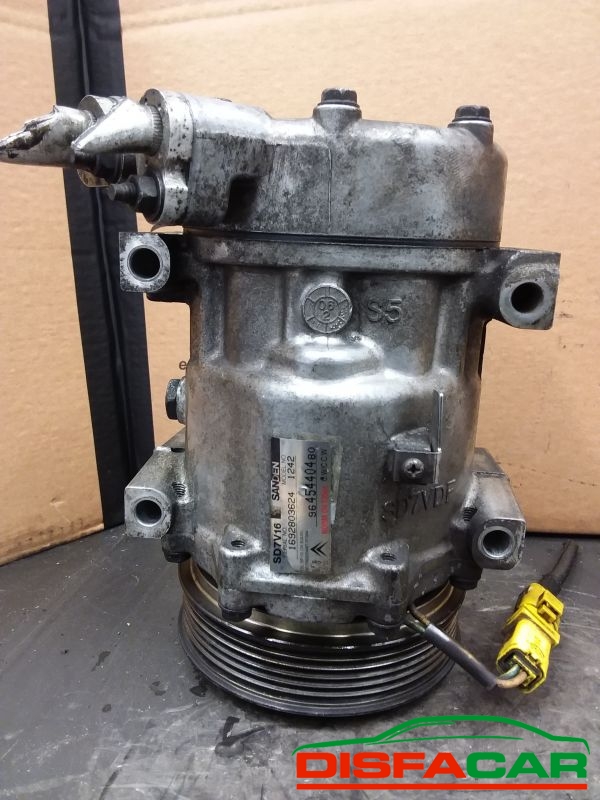 Compressore clima usato Citroën Berlingo PEUGEOT 1995, codice 1242 – foto 4 di 10