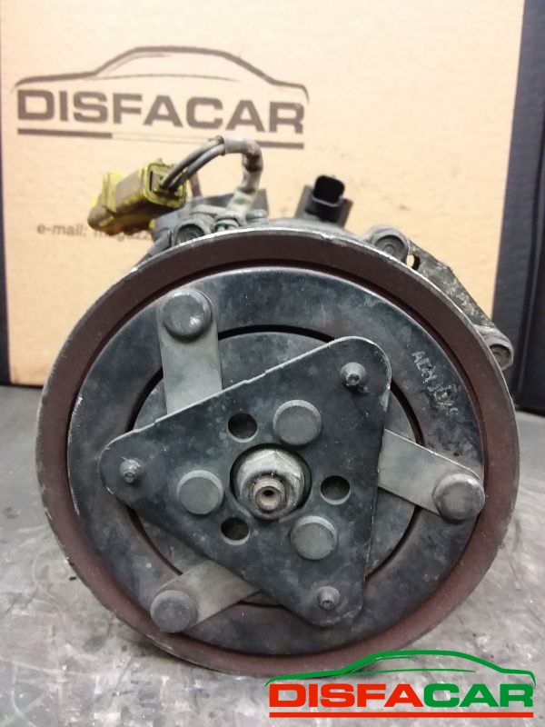 Compressore clima usato Citroën C5 C6 - PEUGEOT 407 - 607 2004 – foto 9 di 10