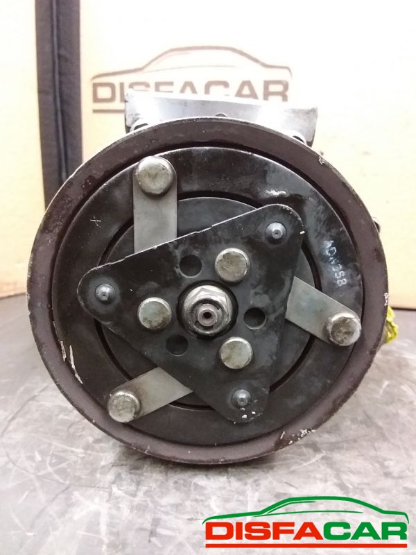 Compressore clima usato Citroën C4 BERLINGO - PEUGEOT 307 - 308 - 3008 - RANCH-PARTNER 2004 – foto 9 di 10