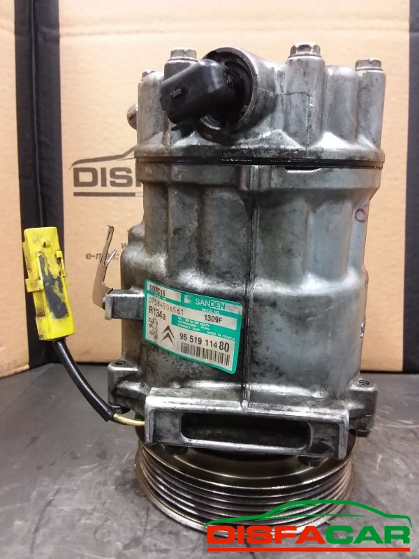 Compressore clima usato Citroën C4 BERLINGO - PEUGEOT 307 - 308 - 3008 - RANCH-PARTNER 2004 – foto 5 di 10