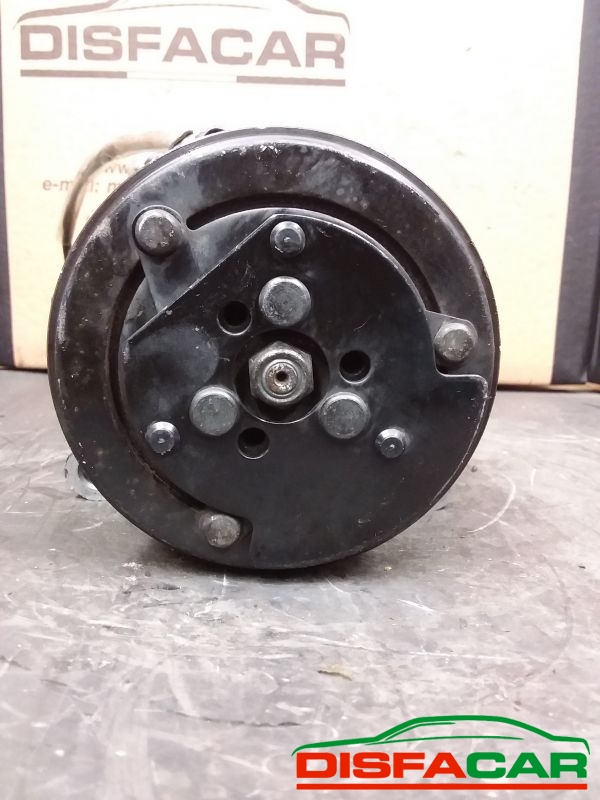 Compressore clima usato Volkswagen Polo AROSA - FELICIA 1994 – foto 9 di 10