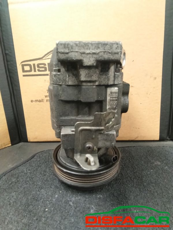 Compressore clima usato Toyota Yaris 1999, codice 447220-6063 – foto 3 di 10