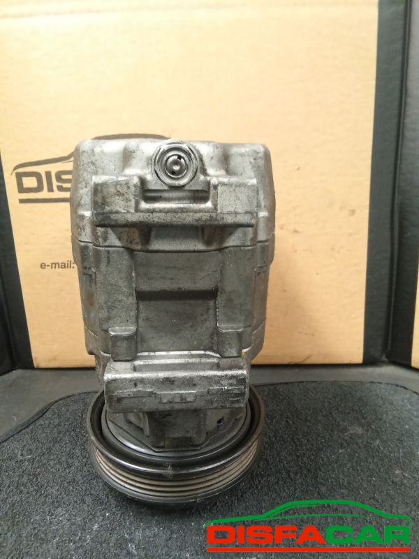 Compressore clima usato Toyota Yaris 1999, codice 447220-6063 – foto 5 di 10