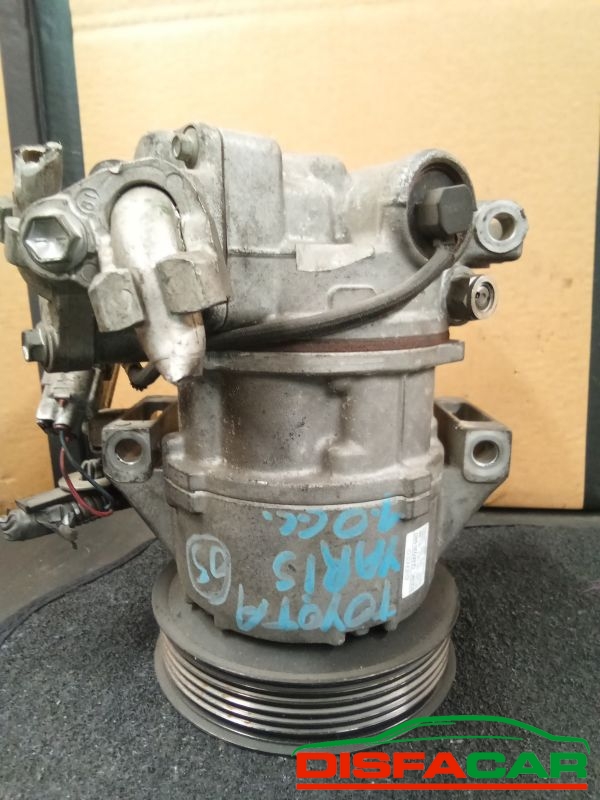 Compressore clima usato Toyota Yaris 1999, codice 447220-9467 – foto 4 di 10