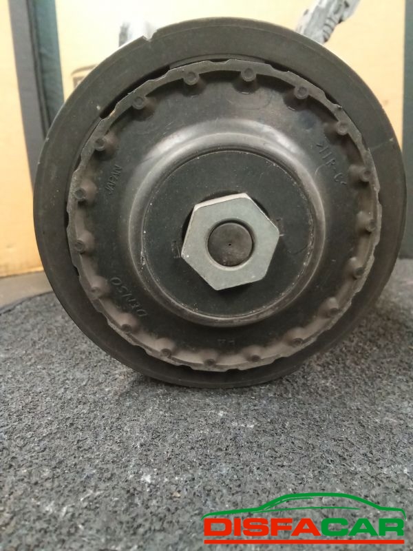 Compressore clima usato Toyota Yaris 3A SERIE, 4A SERIE 2005, codice 447260-4201 – foto 9 di 10