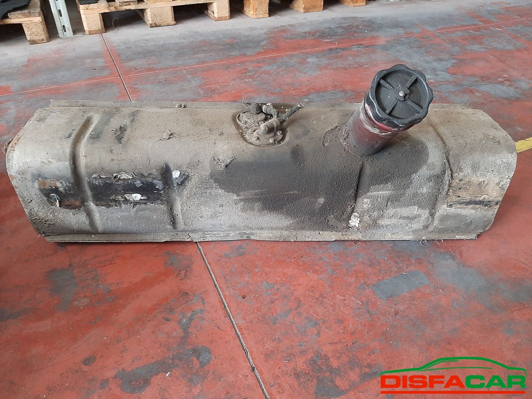Serbatoio usato UAZ 1980, codice XD2P – foto 4 di 6