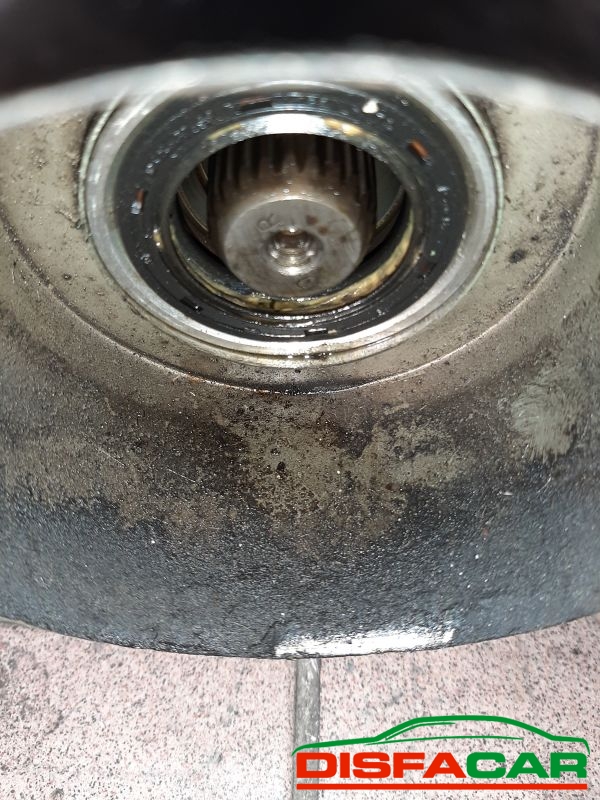 Cambio usato Hyundai H 100 1996, codice D4BA – foto 8 di 12