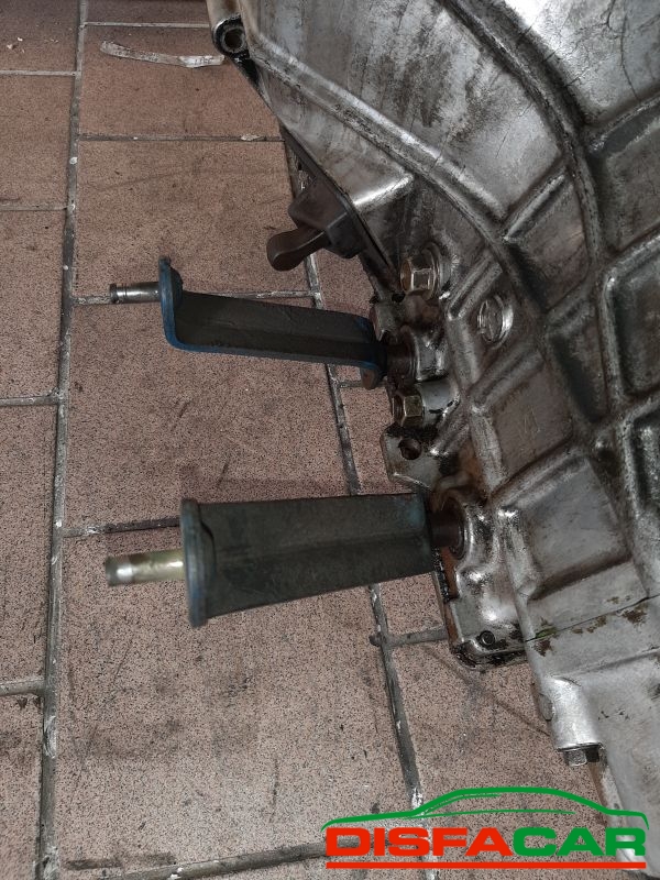 Cambio usato Hyundai H 100 1996, codice D4BA – foto 9 di 12