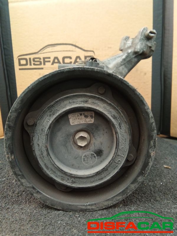 Compressore clima usato Toyota Avensis 2001, codice 447220-4222 – foto 8 di 10
