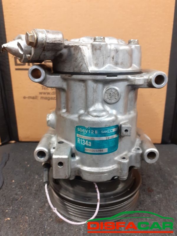 Compressore clima usato Renault Kangoo CLIO 2A SERIE 2003, codice 1416k – foto 9 di 10