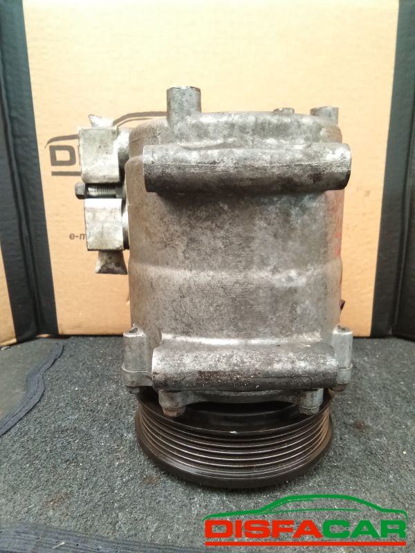 Compressore clima usato Ford Fiesta 6A SERIE 2008, codice 8v5119d629df – foto 7 di 10
