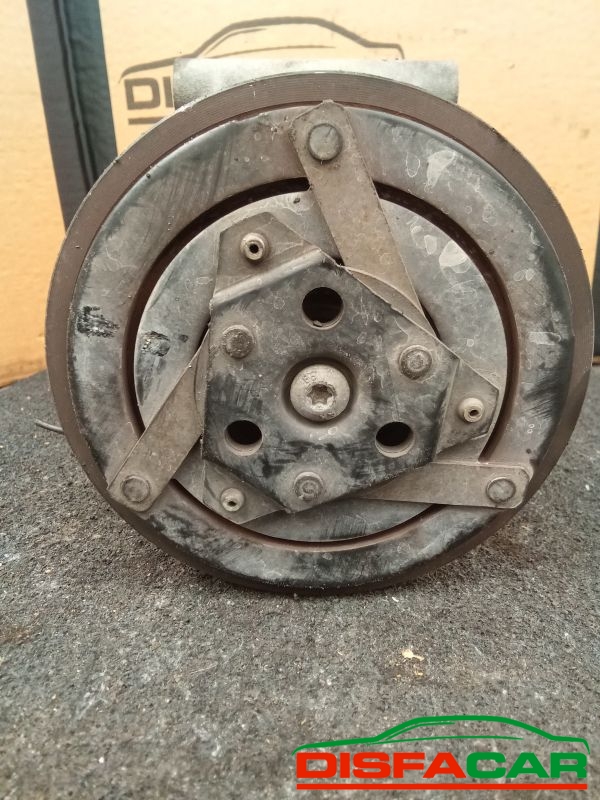Compressore clima usato Renault Scenic MEGANE 2A SERIE 2002 – foto 10 di 11