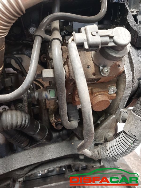 Motore usato Peugeot 206 (MANCA TUBO IN FERRO TURBINA) 1998, codice 8HZ – foto 8 di 12
