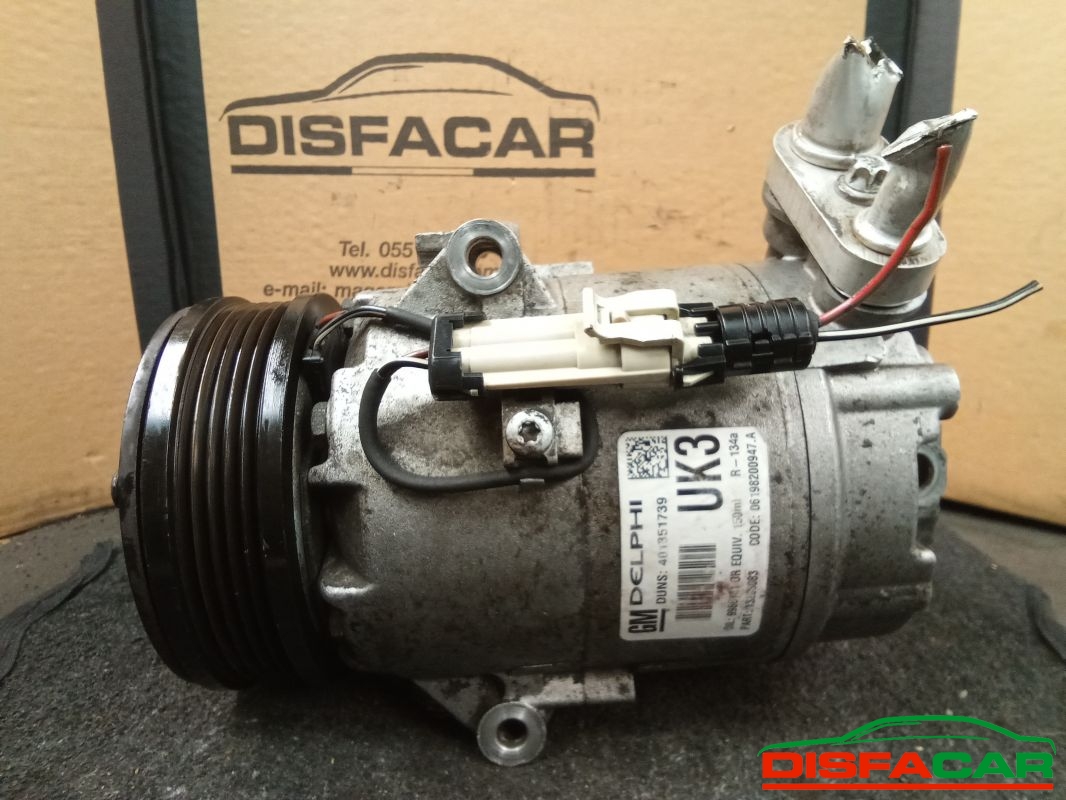 Compressore clima usato Opel Astra H - ZAFIRA B 2004 – foto 2 di 10