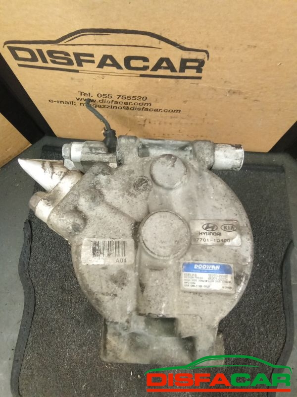 Compressore clima usato Kia Carens 2A SERIE 2006, codice D4EA – foto 4 di 10