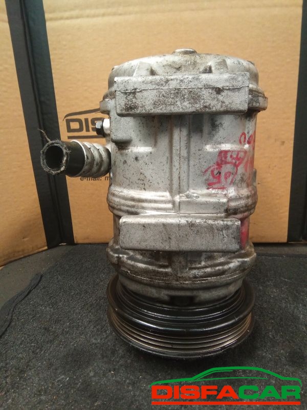 Compressore clima usato Kia Carnival 2A SERIE 2006, codice J3 – foto 5 di 9