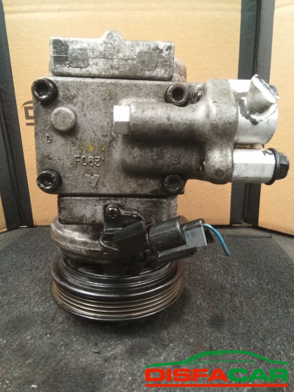 Compressore clima usato Kia Carnival 2A SERIE 2006, codice J3 – foto 7 di 9